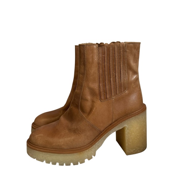 Free People James Chelsea Heeled Boots in Tan Leather size 39 EUC - Picture 4 of 8